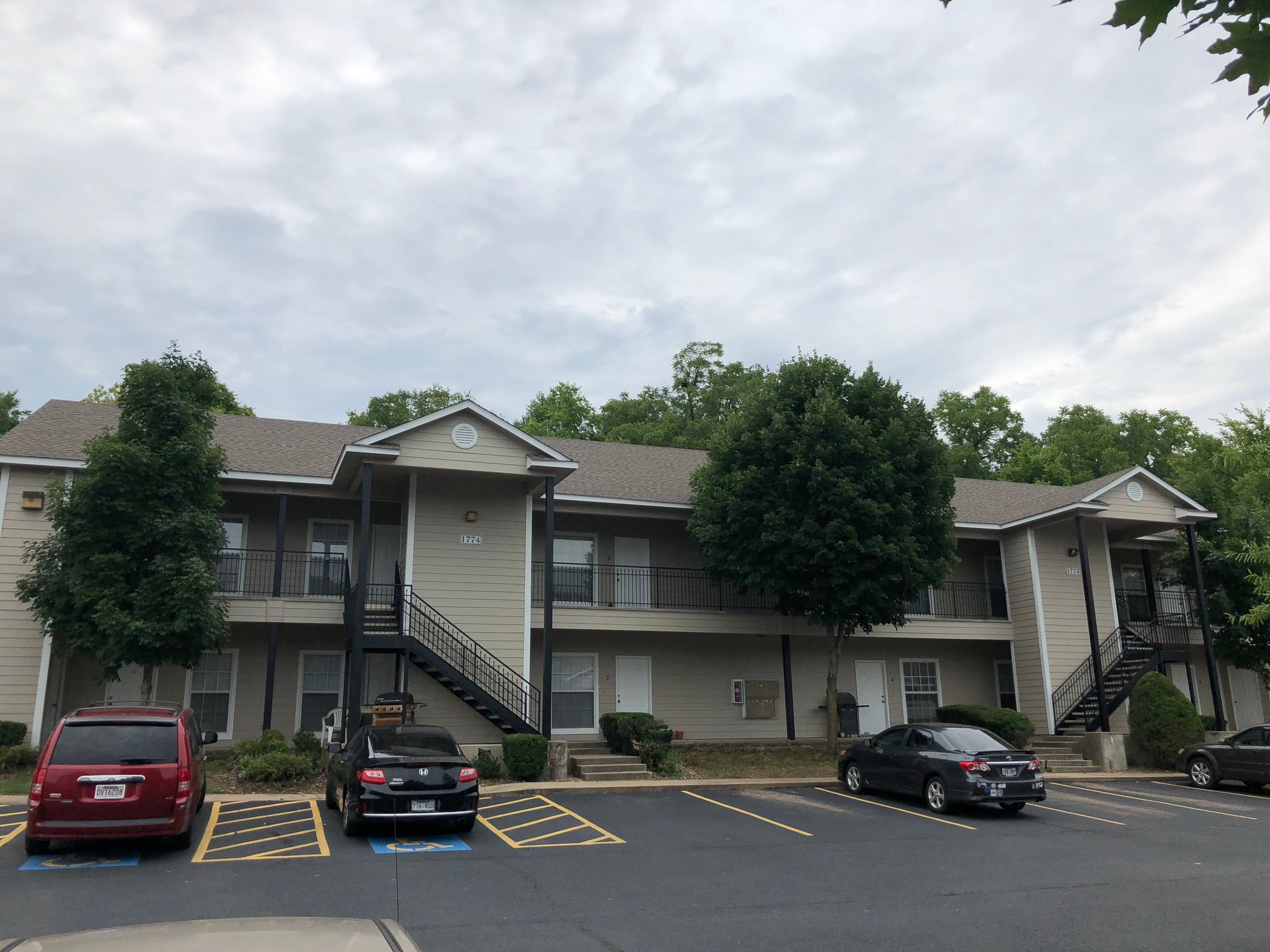Fayetteville Apartment: 1774 N Gregg Ave