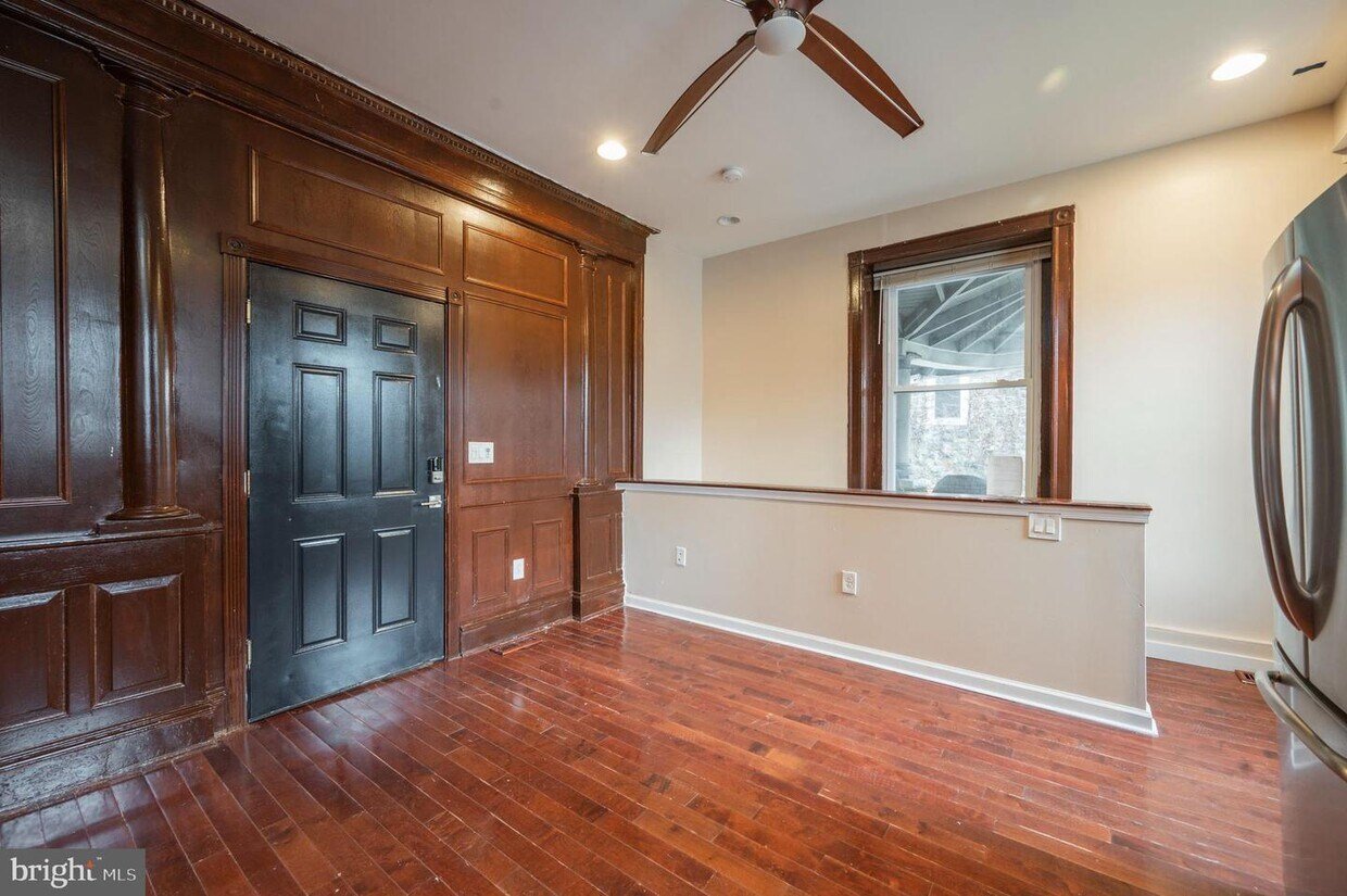 philadelphia Multiplex: 833 n 63rd street 1F