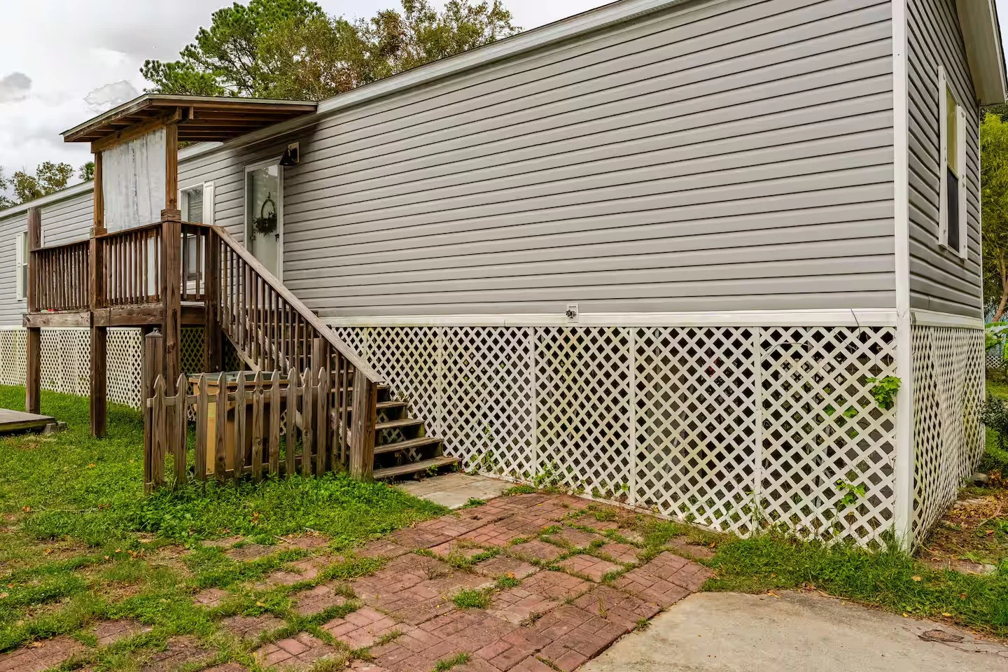 Savannah Other: 2395 Downing Ave