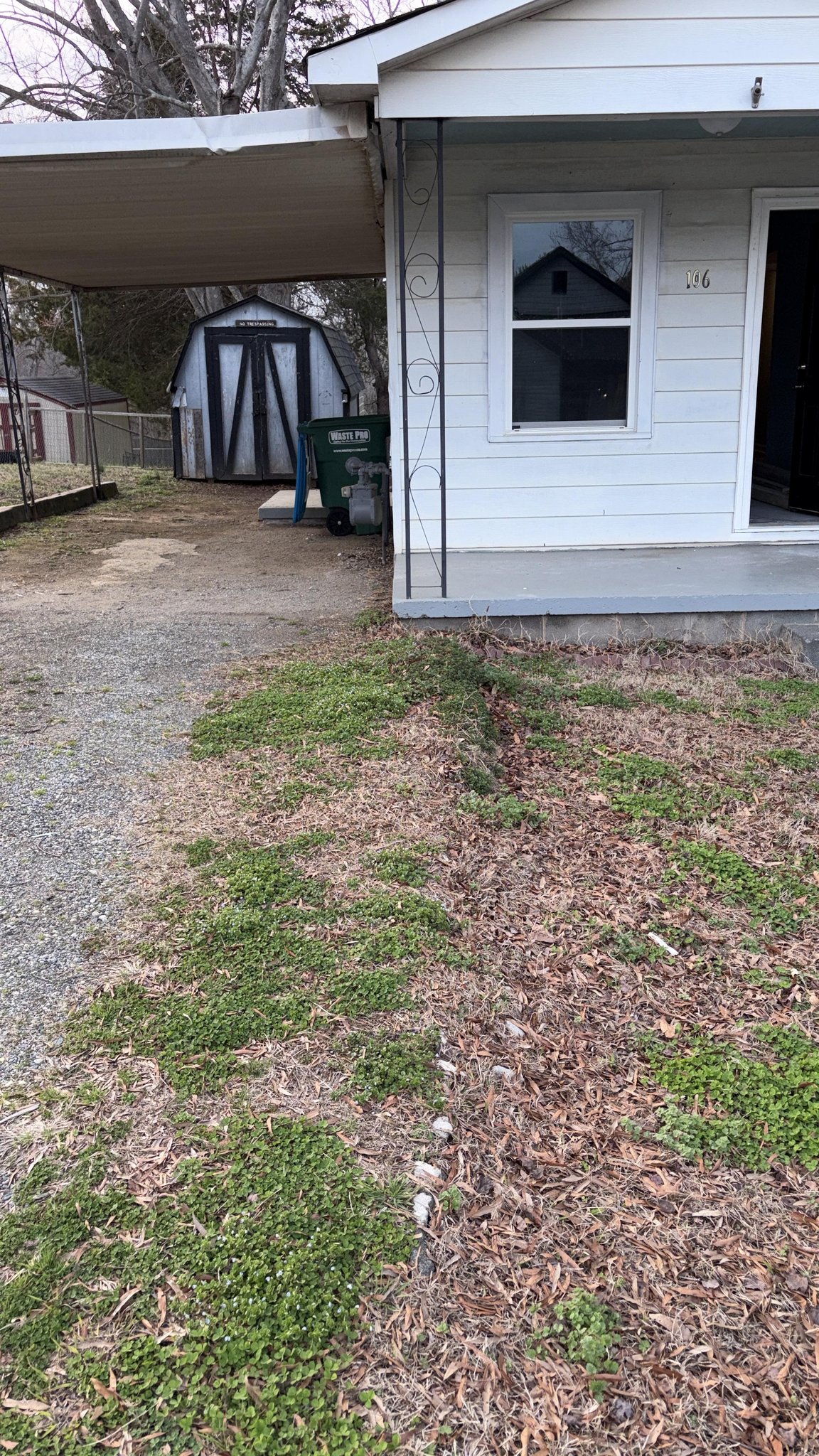 Bessemer City House: 106 Hillcrest Dr