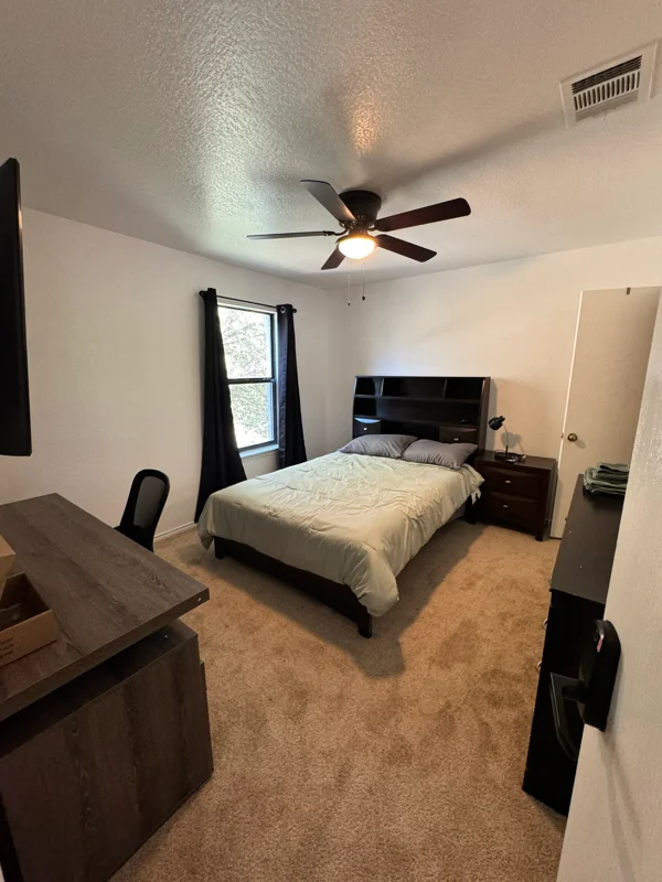 Kyle House: 179 Lexington