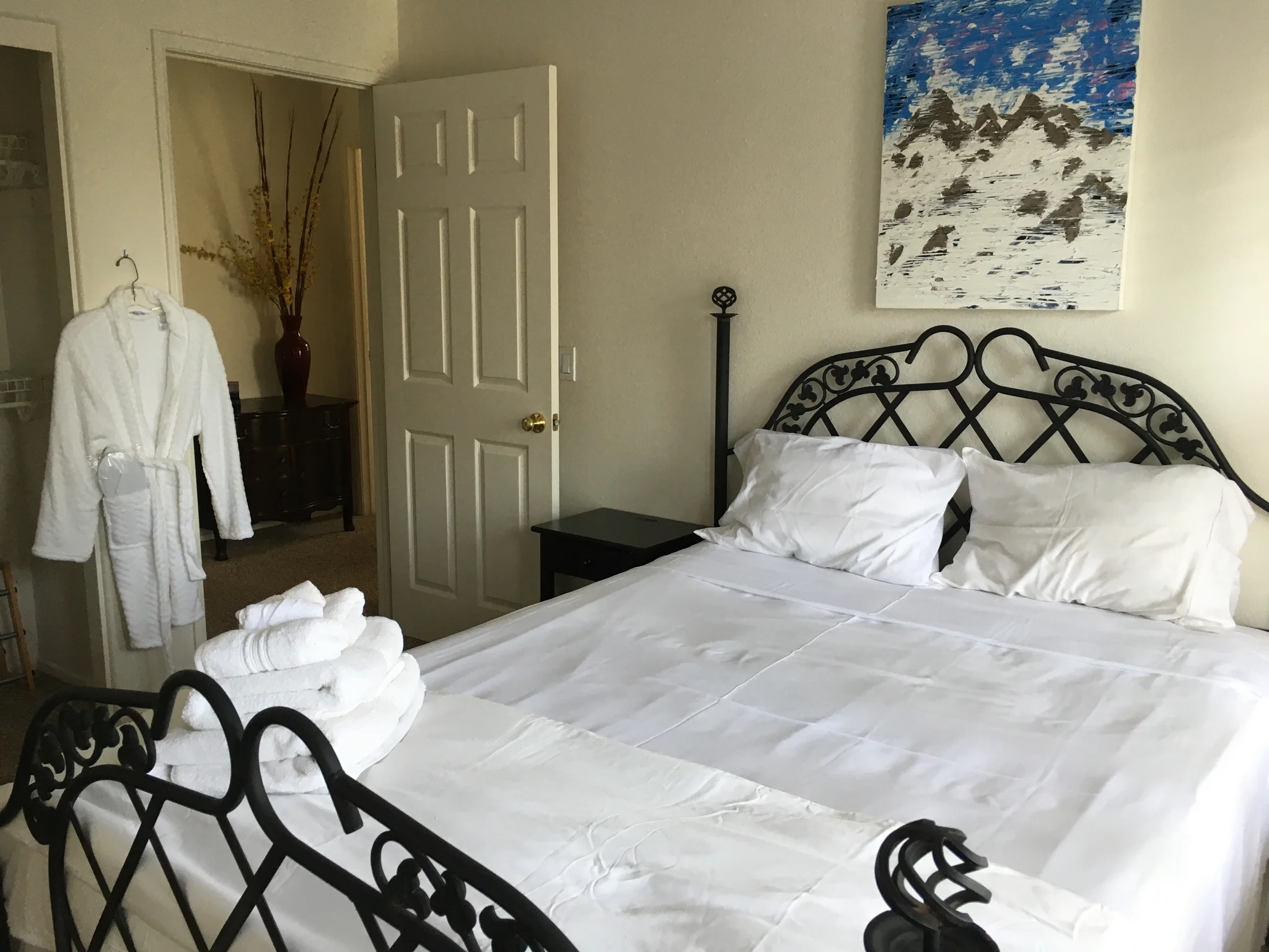 Lompoc House: 265 Quail Circle