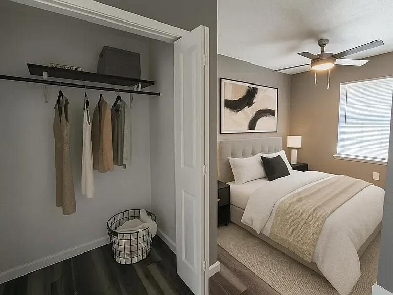 Fort Worth Apartment: 2508 Ridgmar Blvd