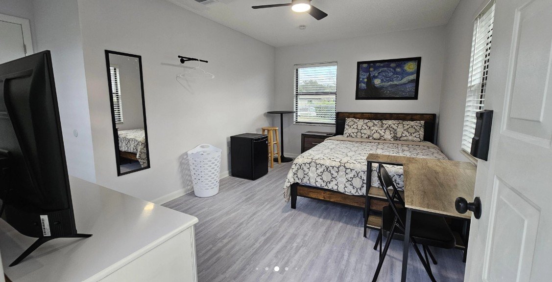 Orlando House: 10950 Fernando St.