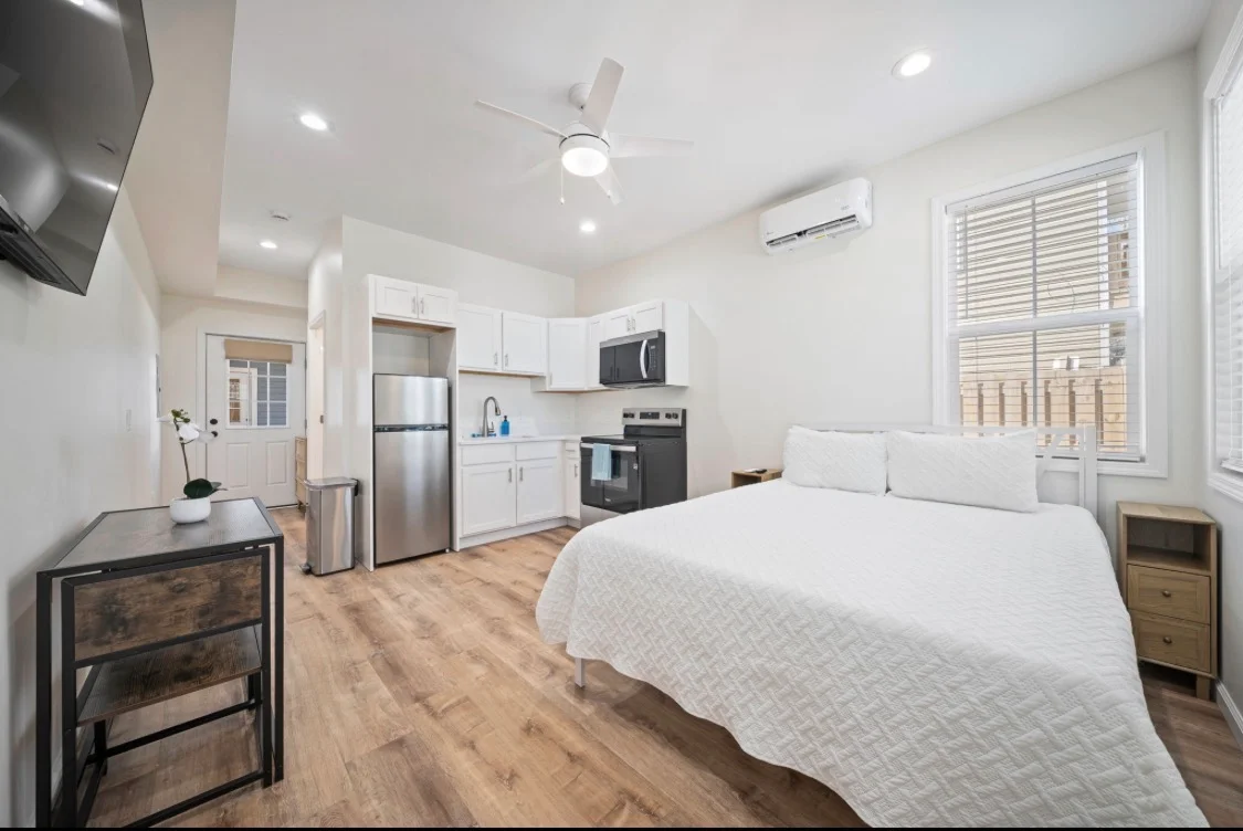 Wilmington Apartment: 5069 Peachtree Ave