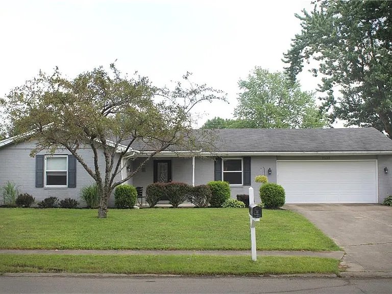Muncie House: 2113 Christy Lane