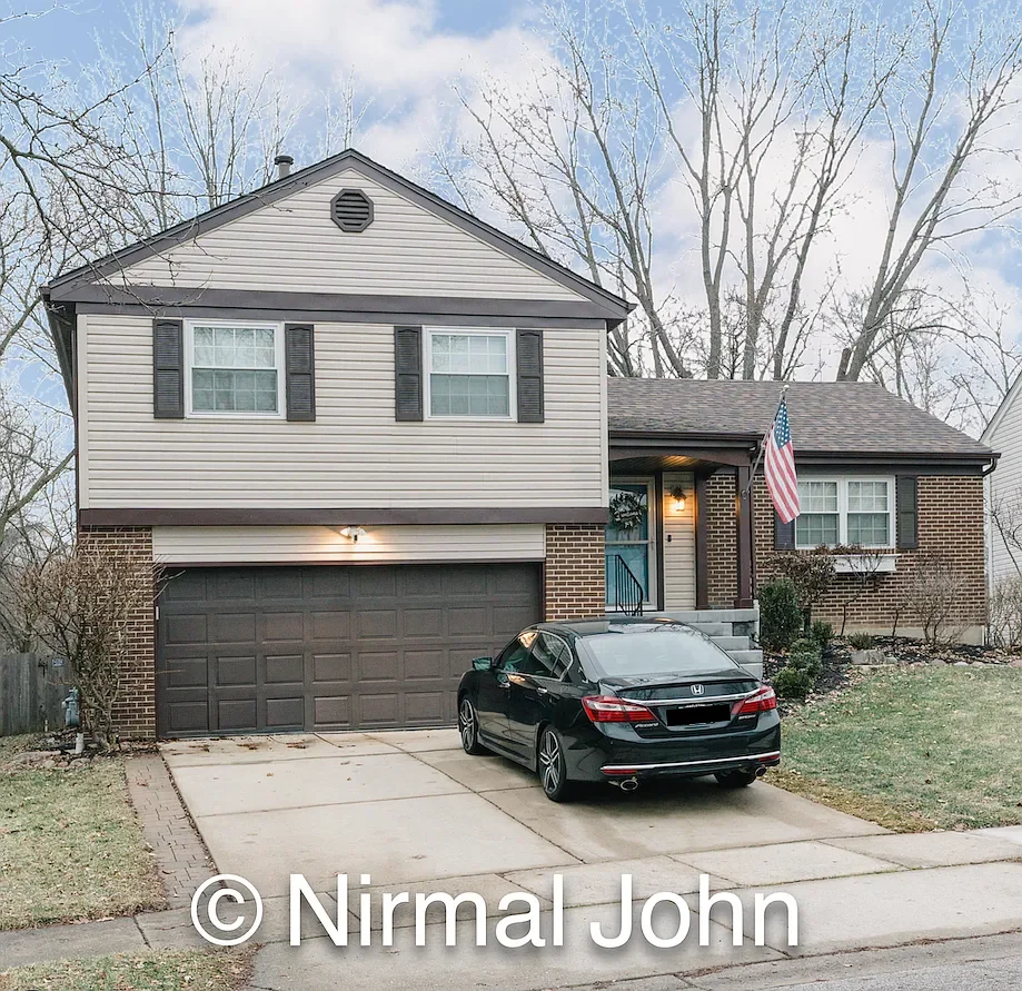 Vernon Hills House: 30 Monterey Dr