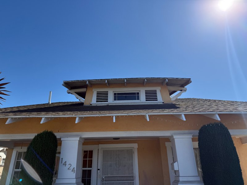 Los Angeles House: 1424 W. 45TH ST