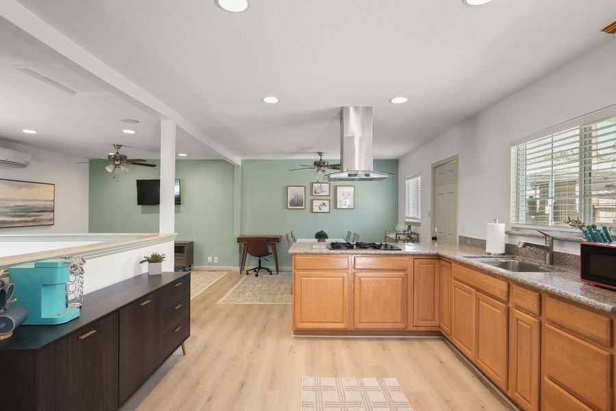 Stockton Multiplex: 1337 N Pershing Ave