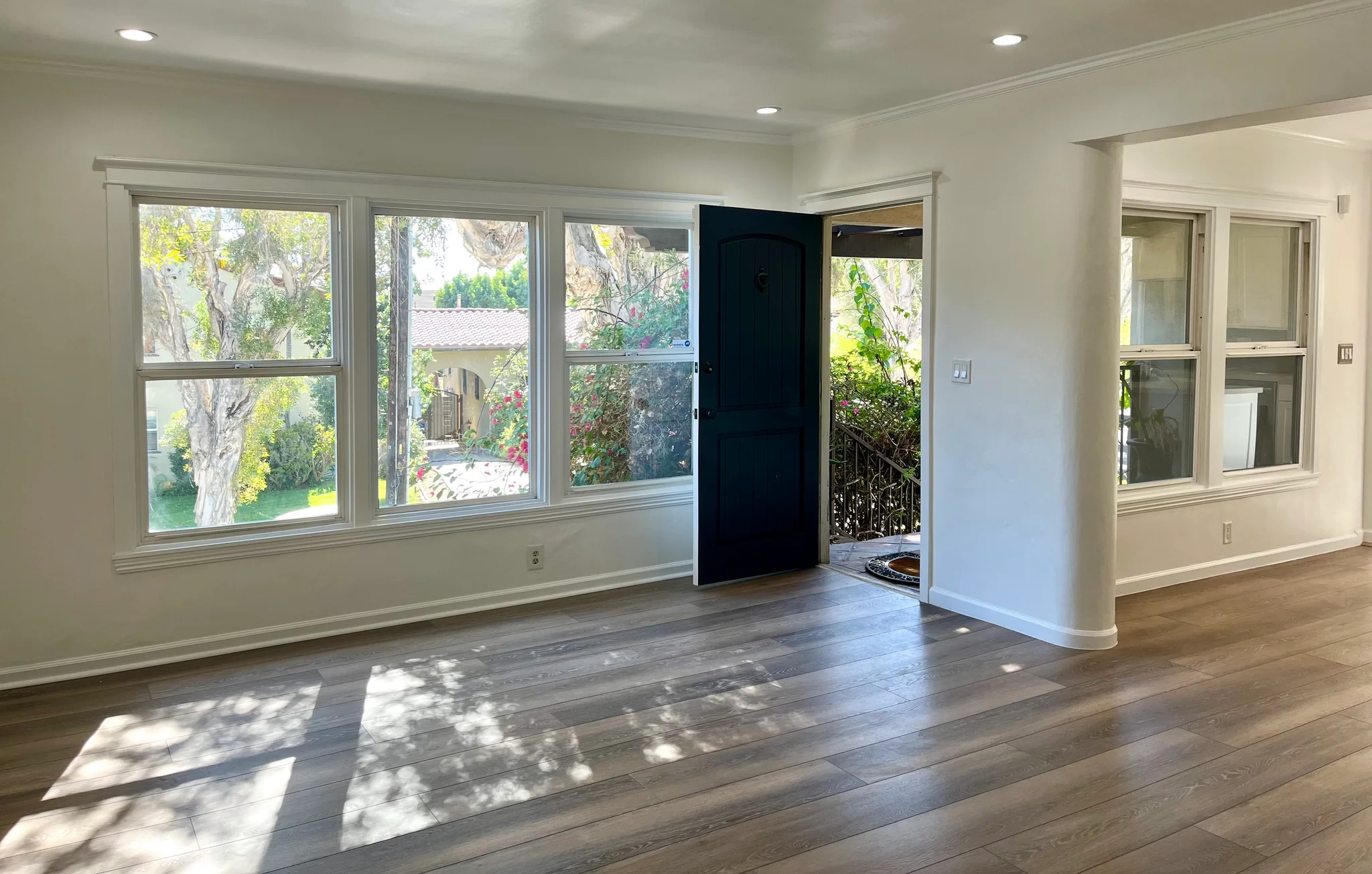 Los Angeles Multiplex: 5351 Packard St