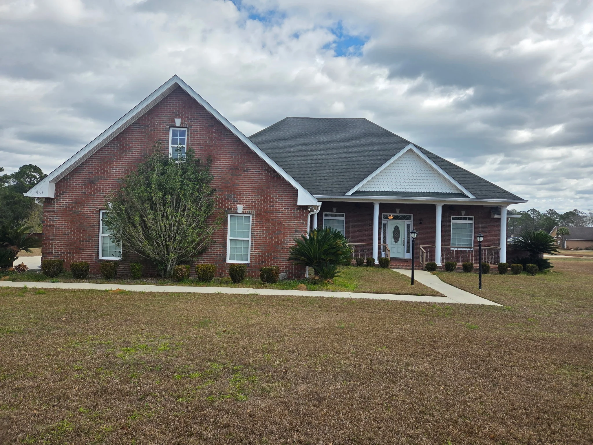 Havana House: 565 Twin Ponds Dr