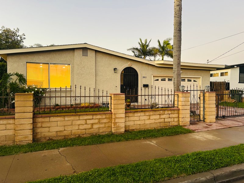 National City House: 2811 E 11th St