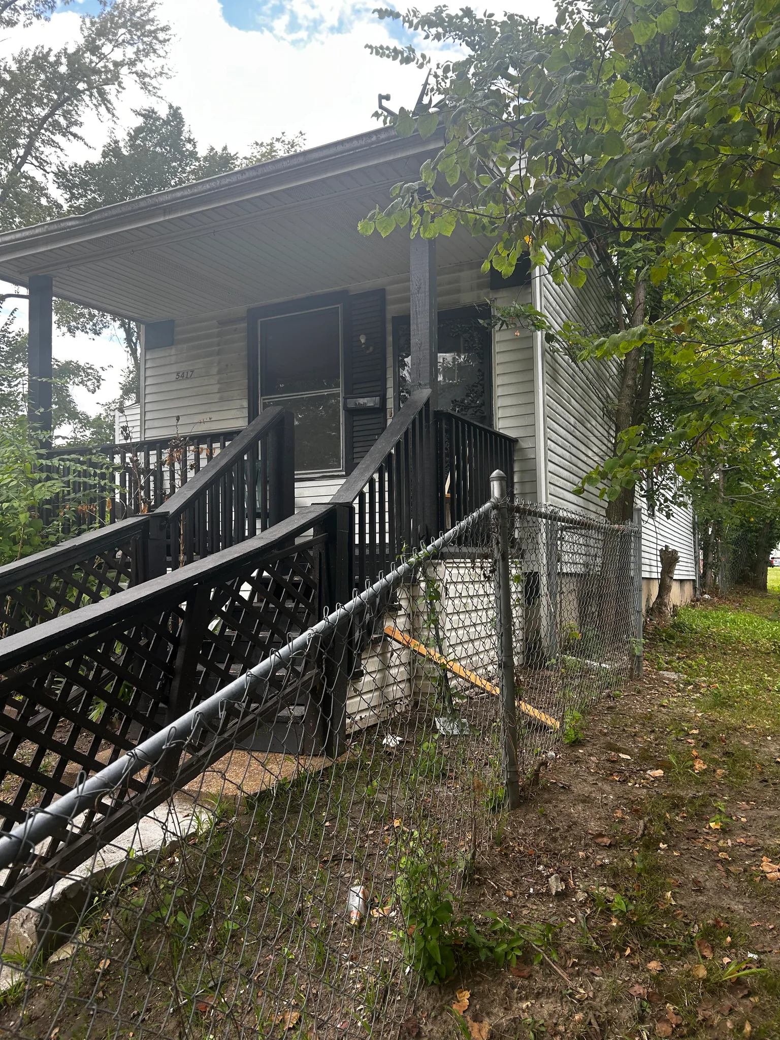 St. Louis House: 5417 Ruskin Ave