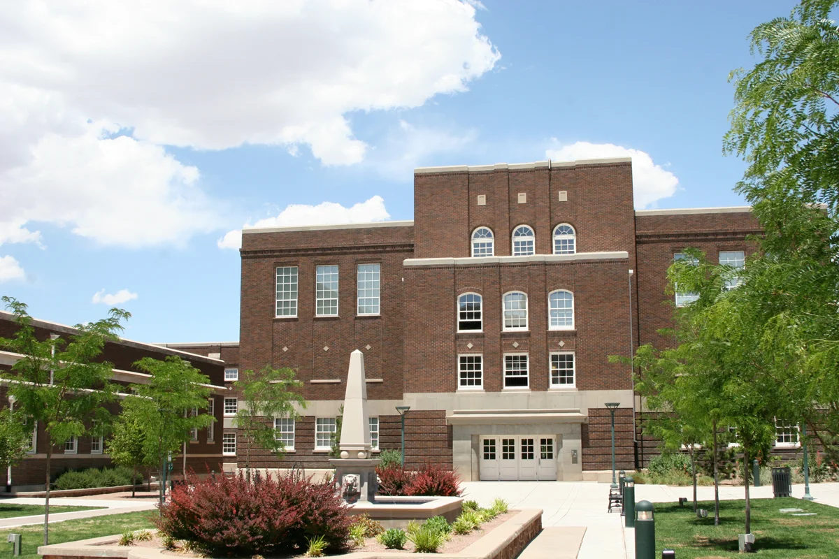 Albuquerque Condo: 300 Tijeras NE