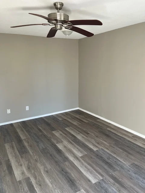 Barling Multiplex: 500 M St