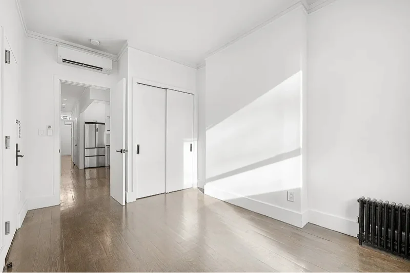 Brooklyn Apartment: 63 3rd Pl