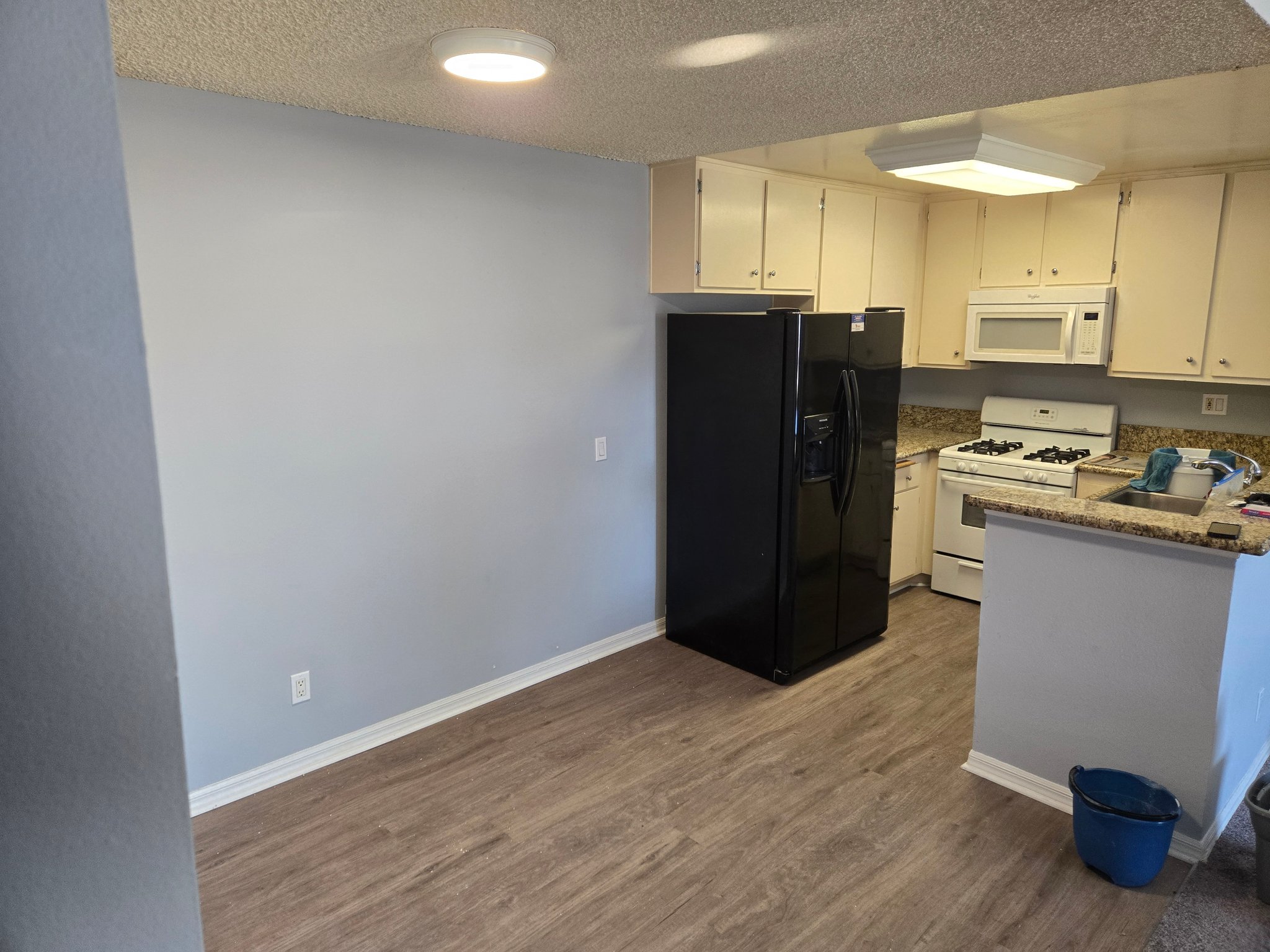 Canyon country Condo: 18750 Mandan St #1110