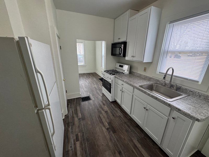 Beloit Multiplex: 000 vine st