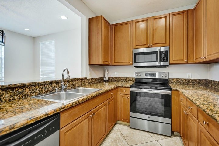 Boynton Beach Townhome: 1252 Piazza Antinori