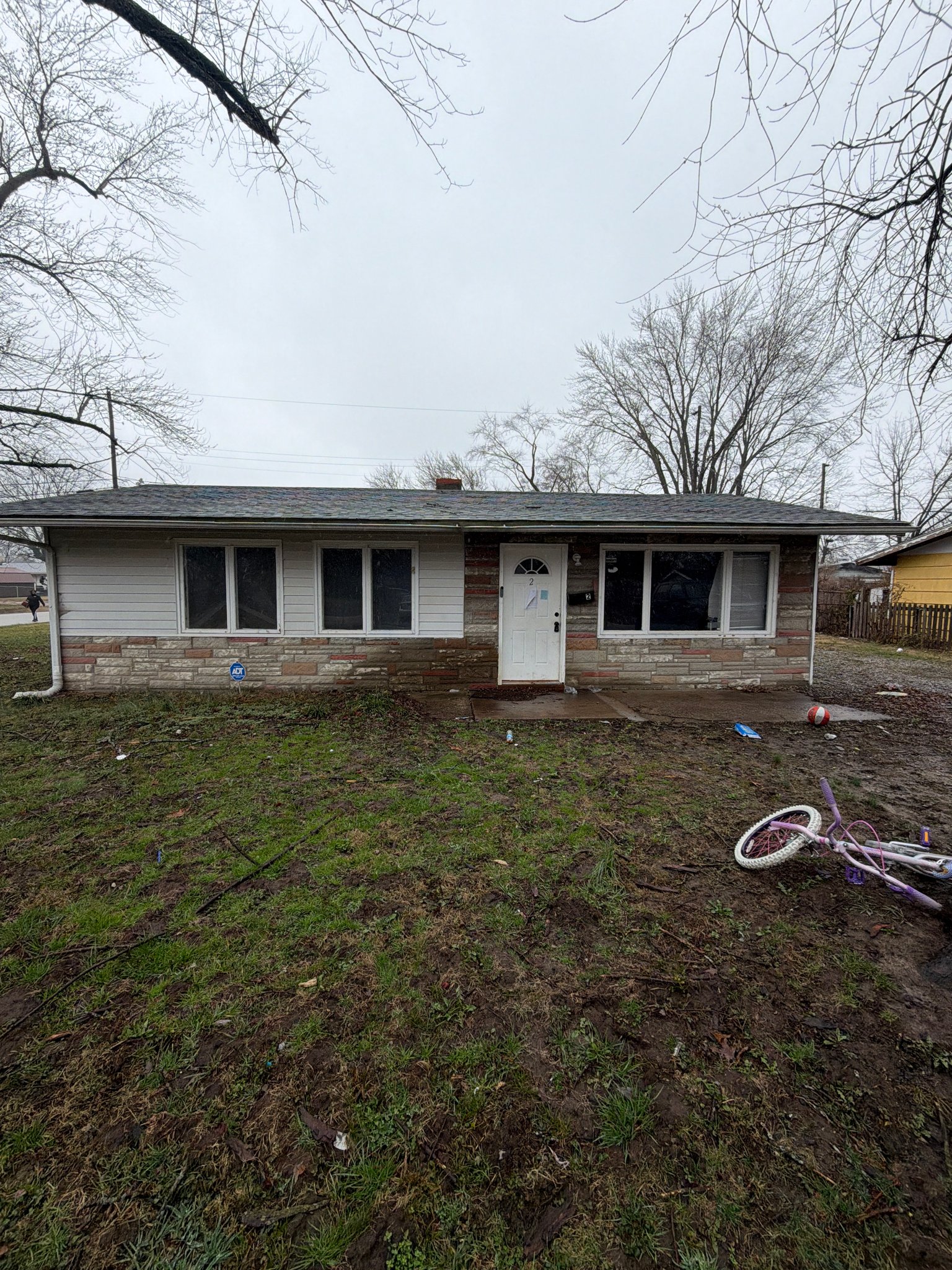 Cahokia House: 2 E Adams Dr