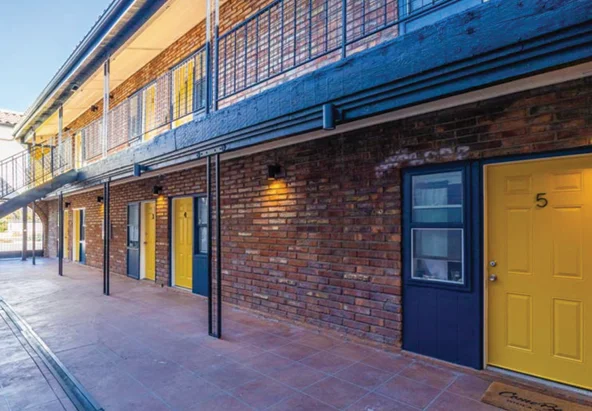 Phoenix Apartment: 1805 E Indian School Rd