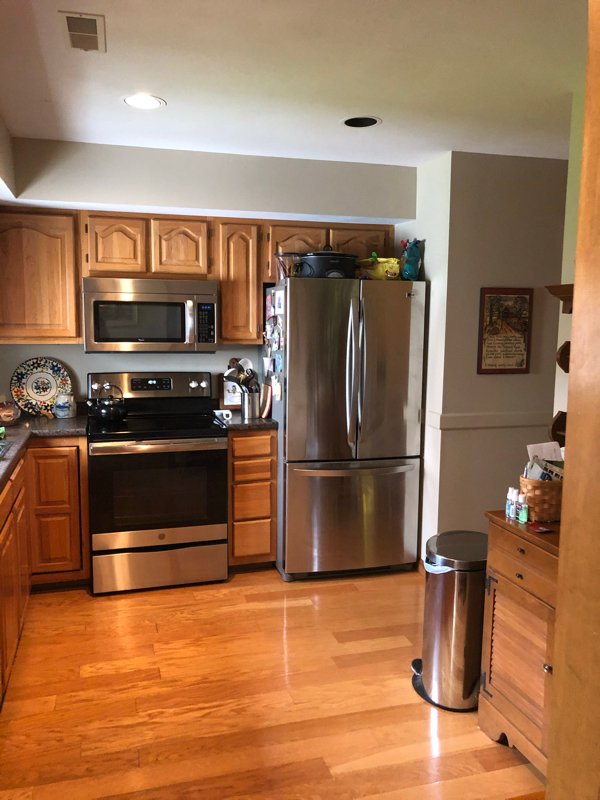 East Syracuse Townhome: 61 Midlake Cir