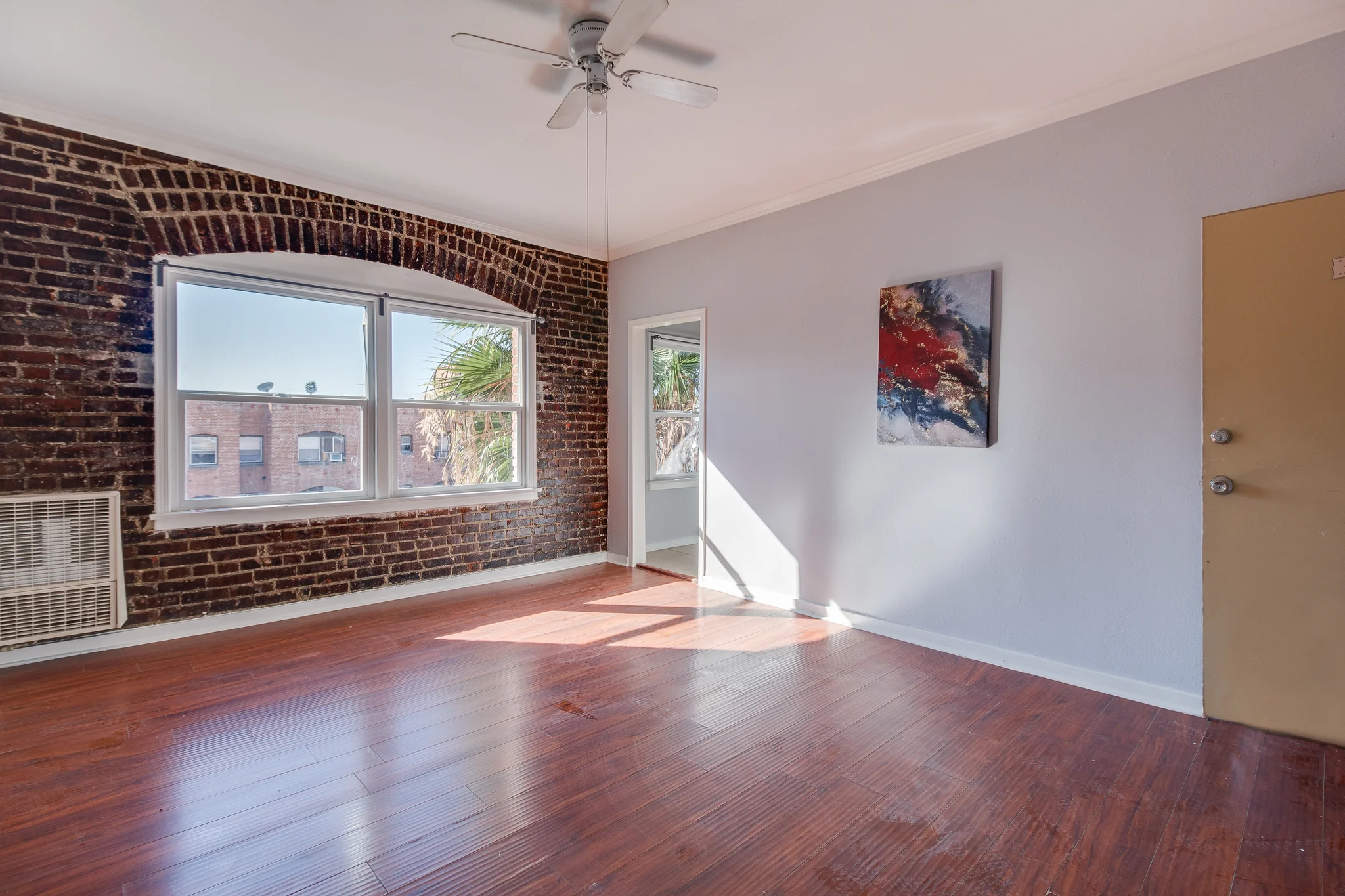 Los Angeles Apartment: 730 S. Catalina St