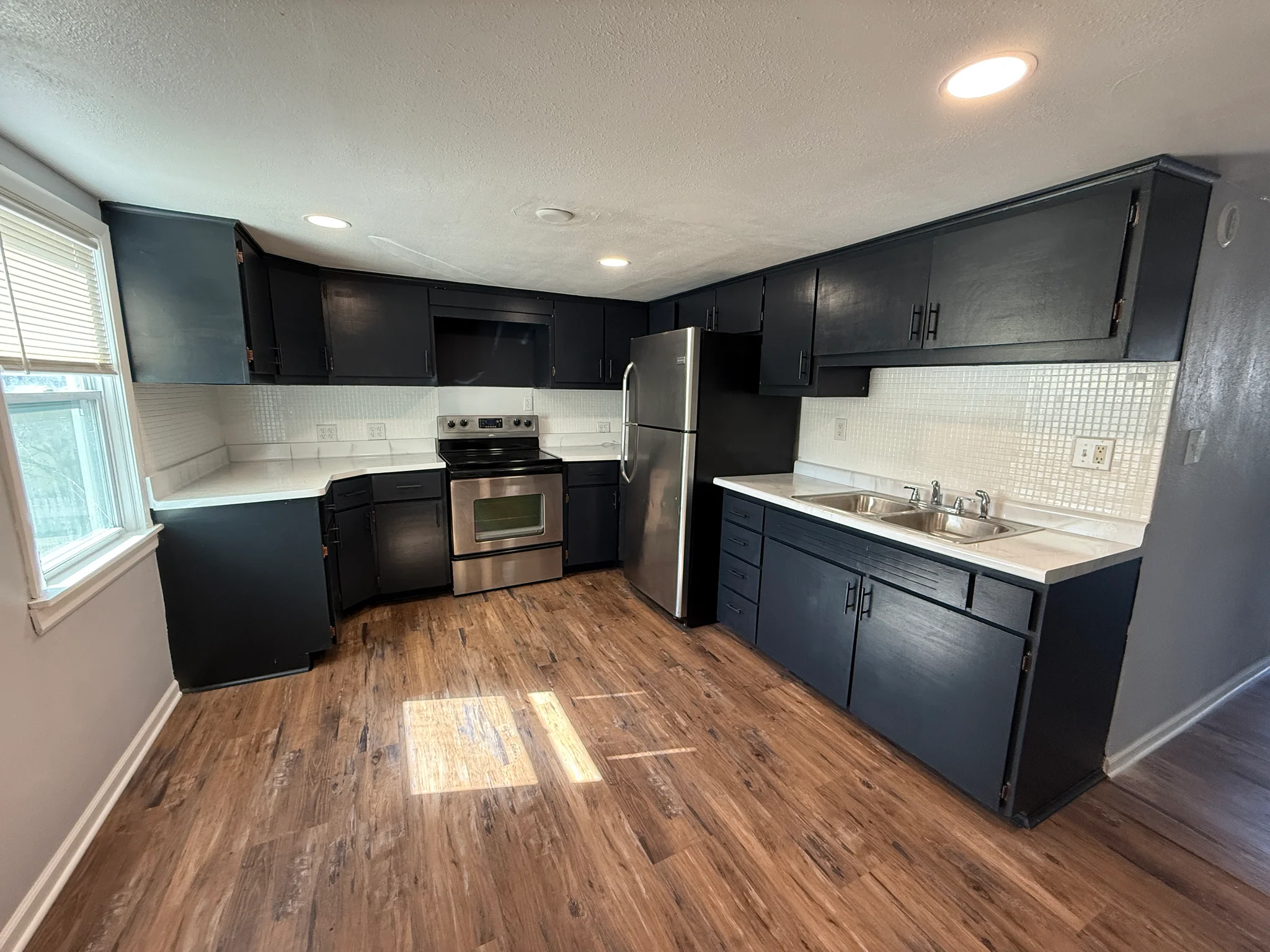 Waukesha Townhome: 601 Garfield Ave