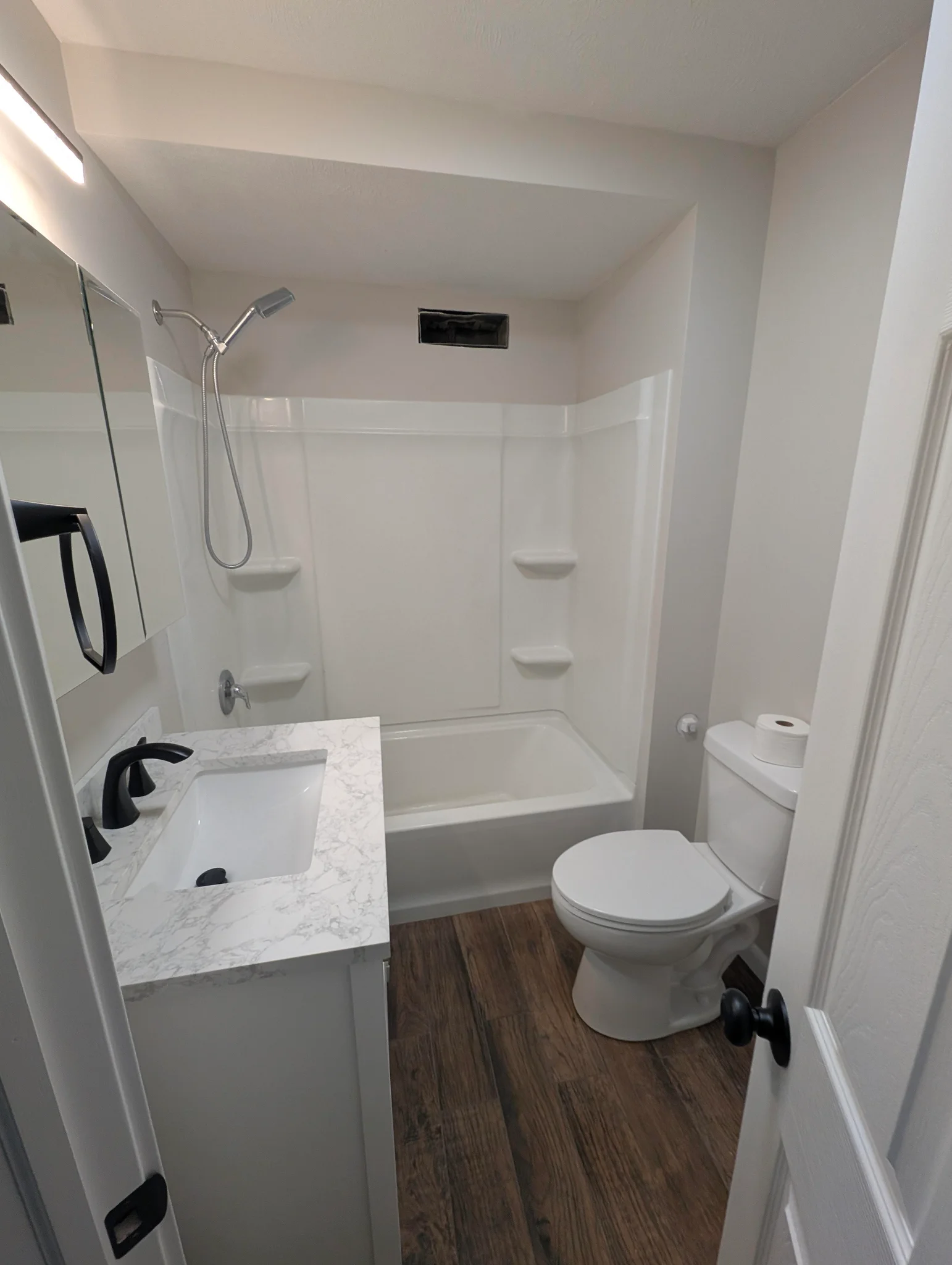 Lincoln Apartment: 3827 South 48th Street