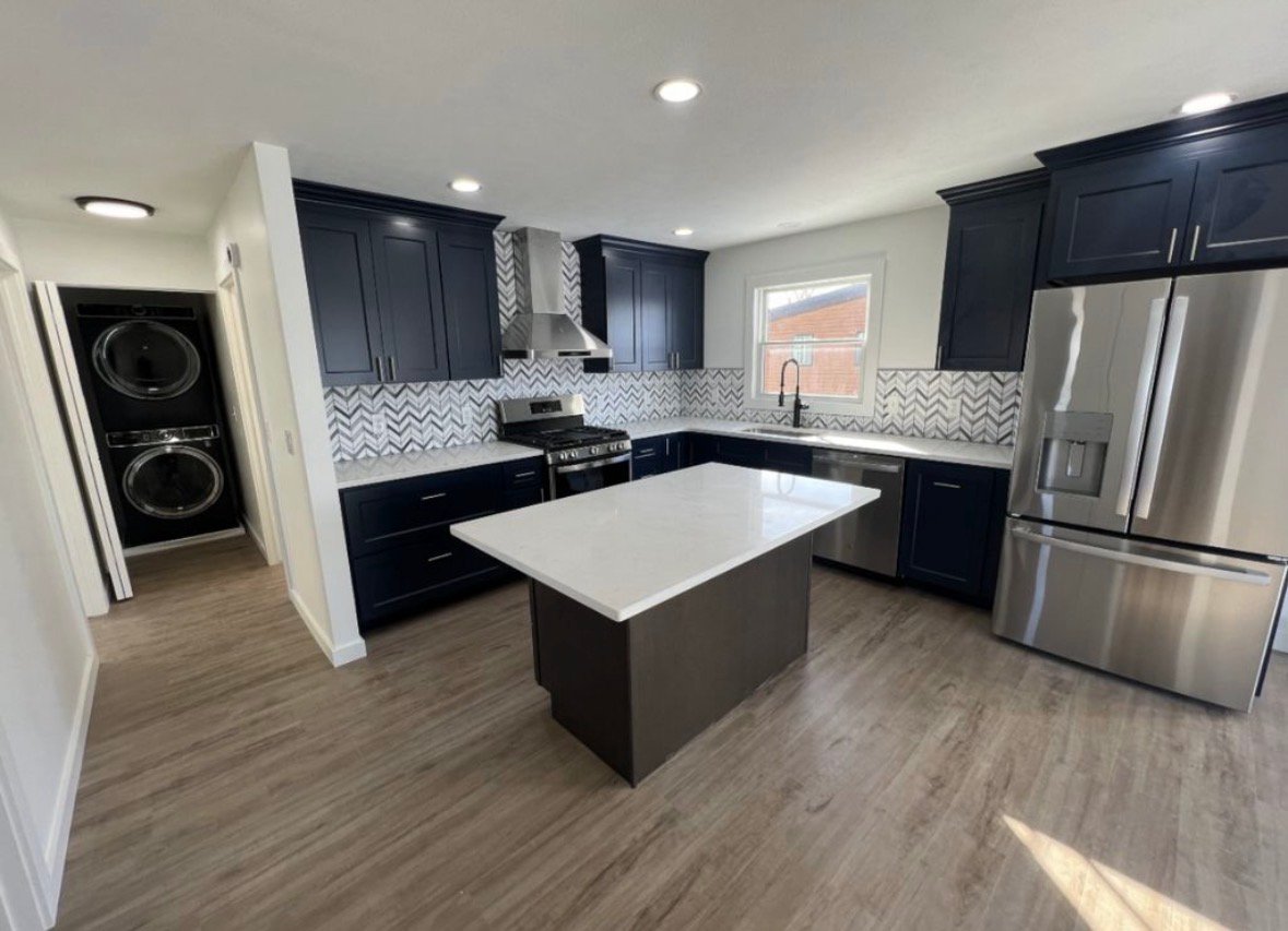 Erie Townhome: 909 West Front Street