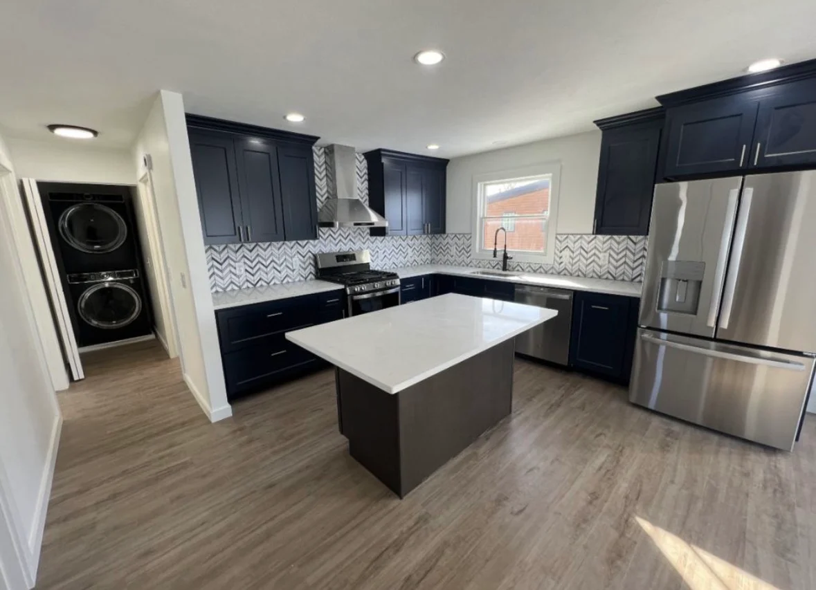 Erie Townhome: 909 West Front Street