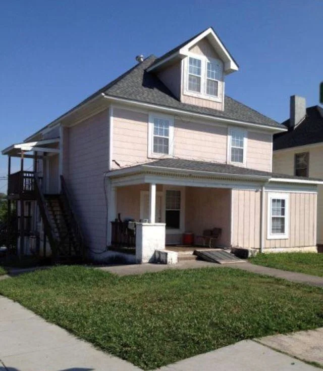 Knoxville Multiplex: 302 Olive St NE