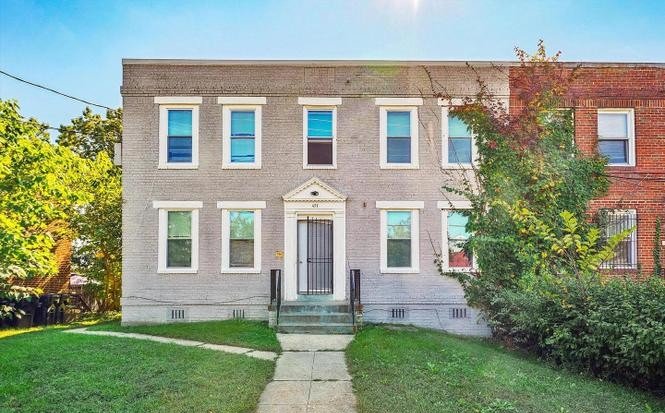 Southeast Condo: 433 Atlantic Street