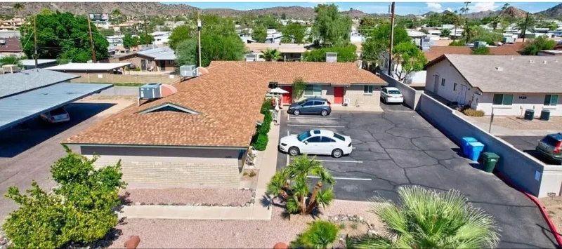 Phoenix Multiplex: 1420 E Brown ST