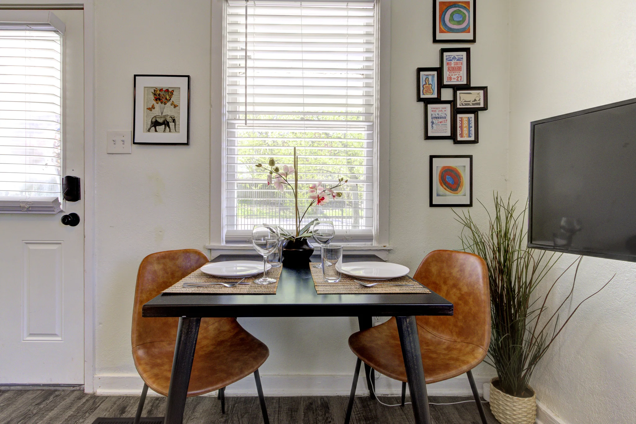 Memphis House: 1980 Jefferson Avenue