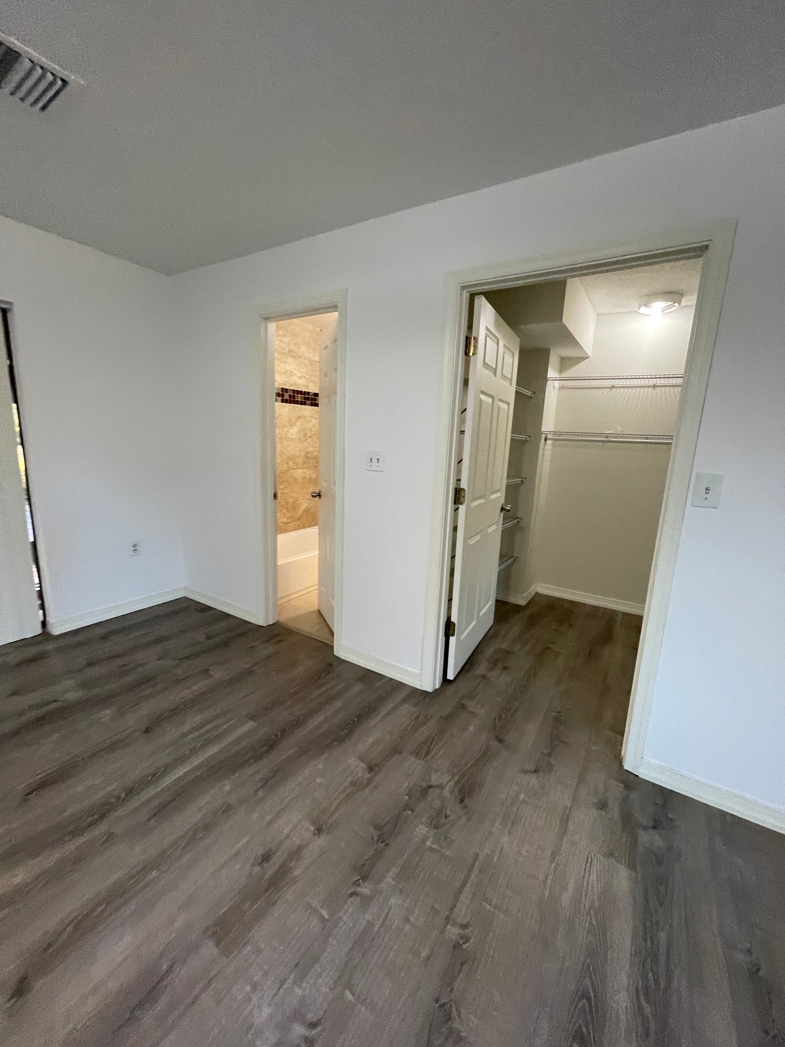 FORT PIERCE House: 3411 SUNRISE BLVD