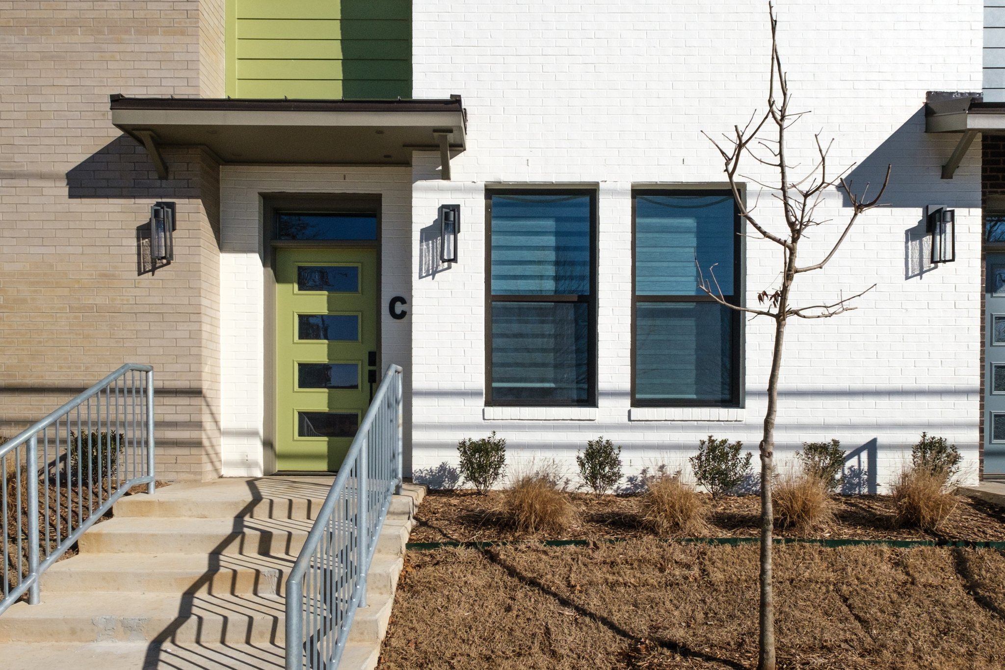 Springdale Townhome: 303 Park St