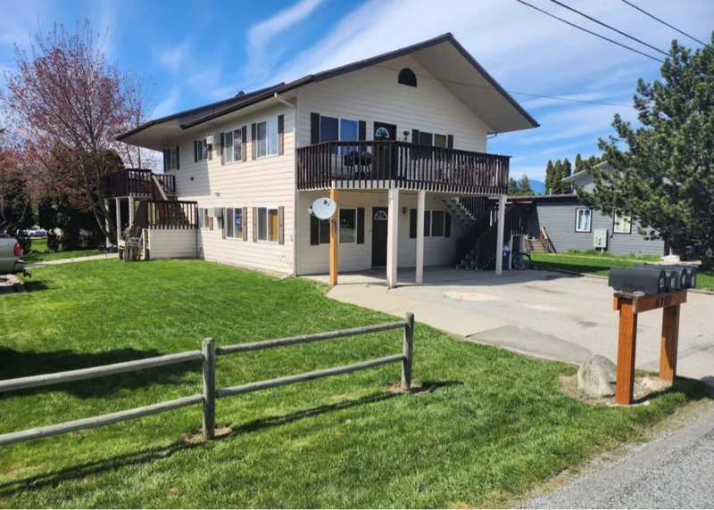 Bonners Ferry Apartment: 6787 Badger St.