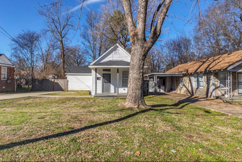 Memphis House: 857 Pope St