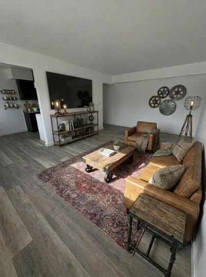 BATTLE CREEK Apartment: 744 E MICHIGAN AVE