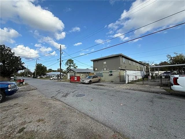 River Ridge House: 321 Bengal Road