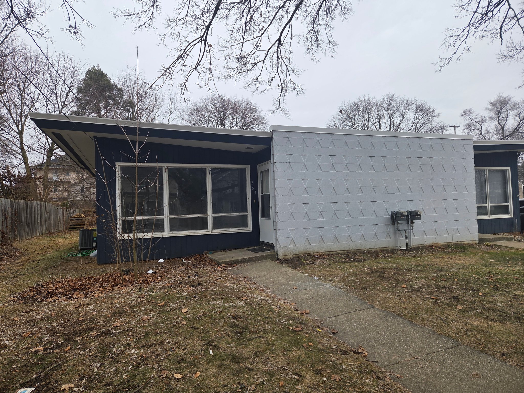 Jackson Multiplex: 763 Douglas