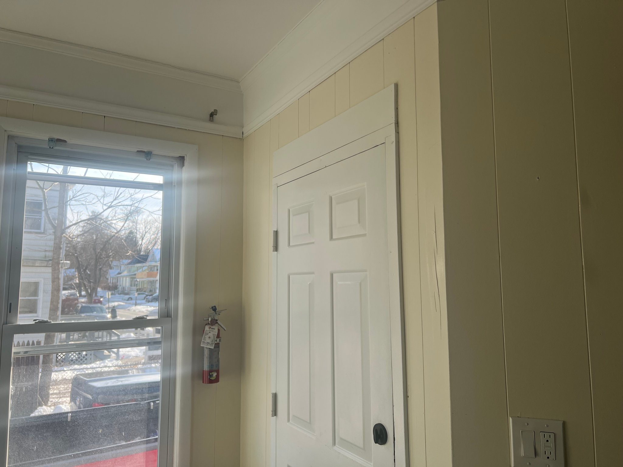 Poughkeepsie Apartment: 8 Fox Ter