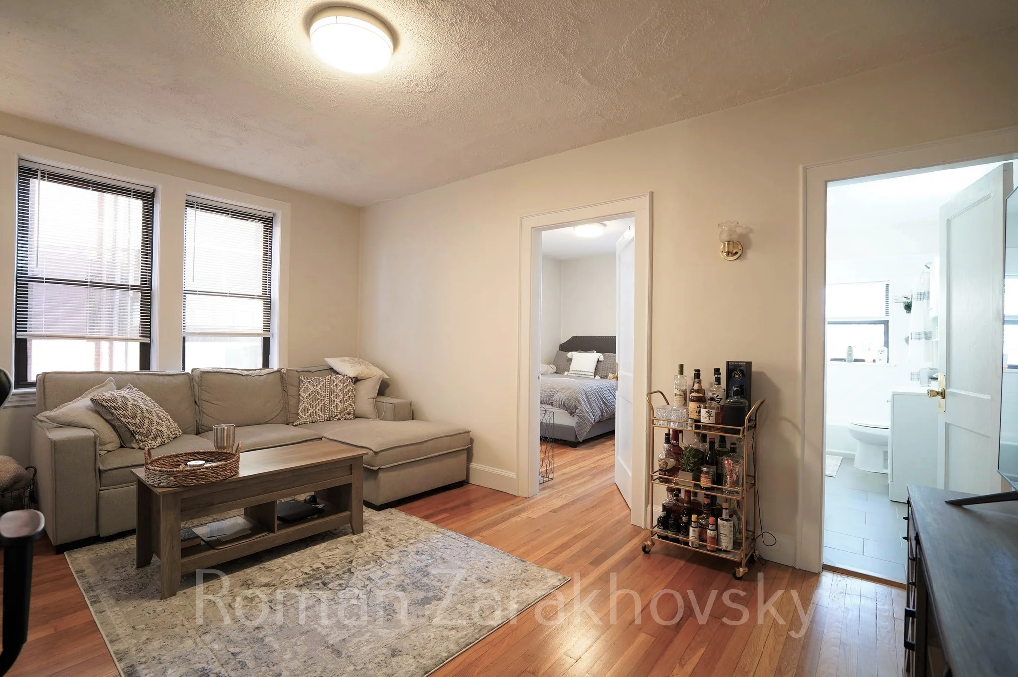 Somerville Apartment: 431 Broadway