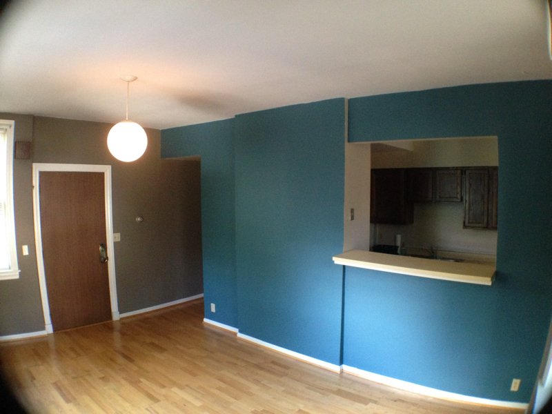 Cincinnati Apartment: 8 W Hollister St