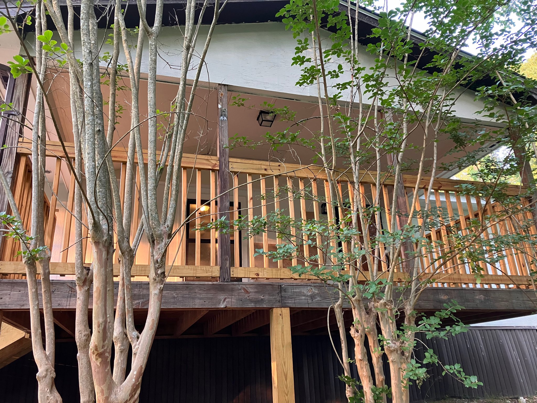 Gainesville House: 2831 Oak hill Circle