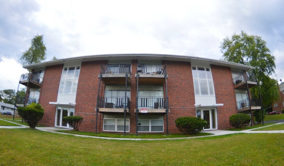 Baltimore Apartment: 2409 Louise Ave