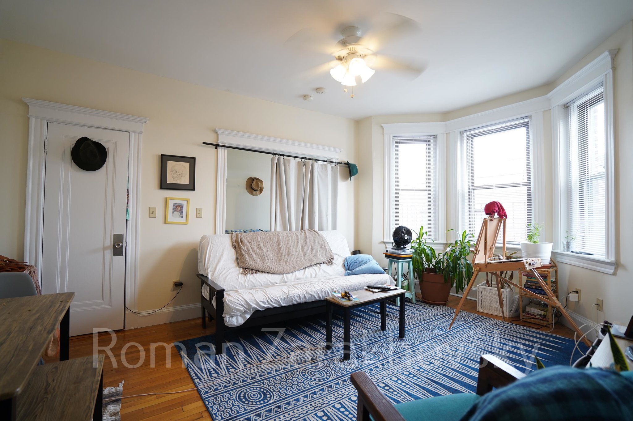 Brighton Apartment: 4 Ayr Road