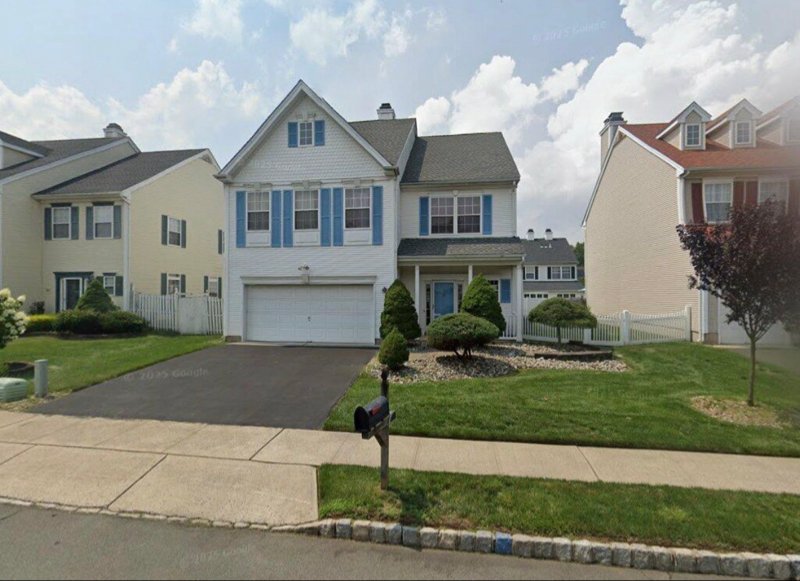 Franklin Park House: 39 Cartier Dr