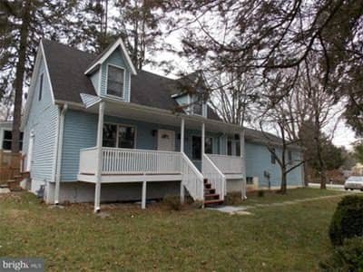 Silver Spring House: 9415 Monroe St